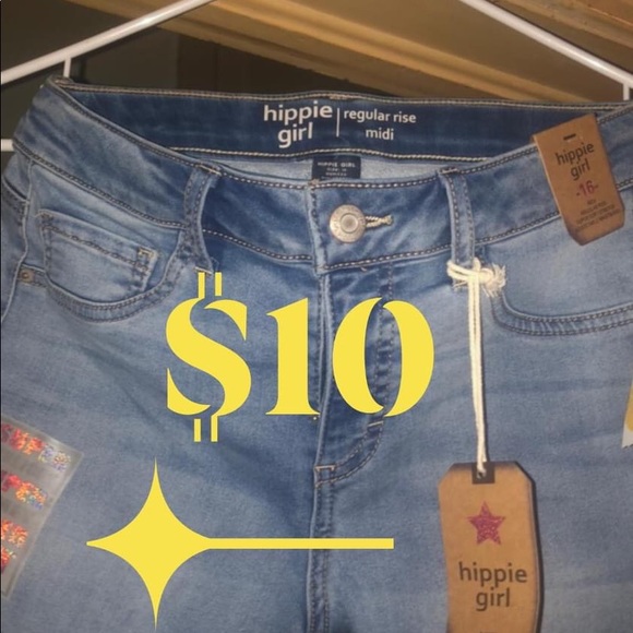 Random clothes - Picture 4 of 9